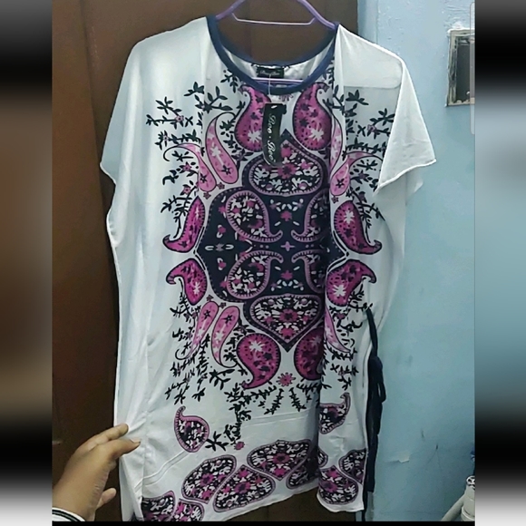 Branded Kaftan Top - Picture 3 of 5